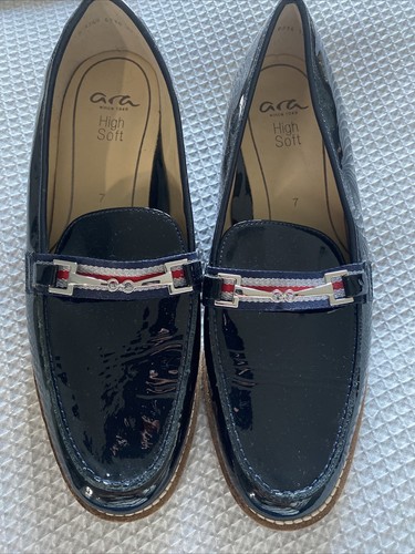Ara navy patent loafer size - navy, 7