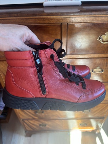 Size brand new red leather - red,